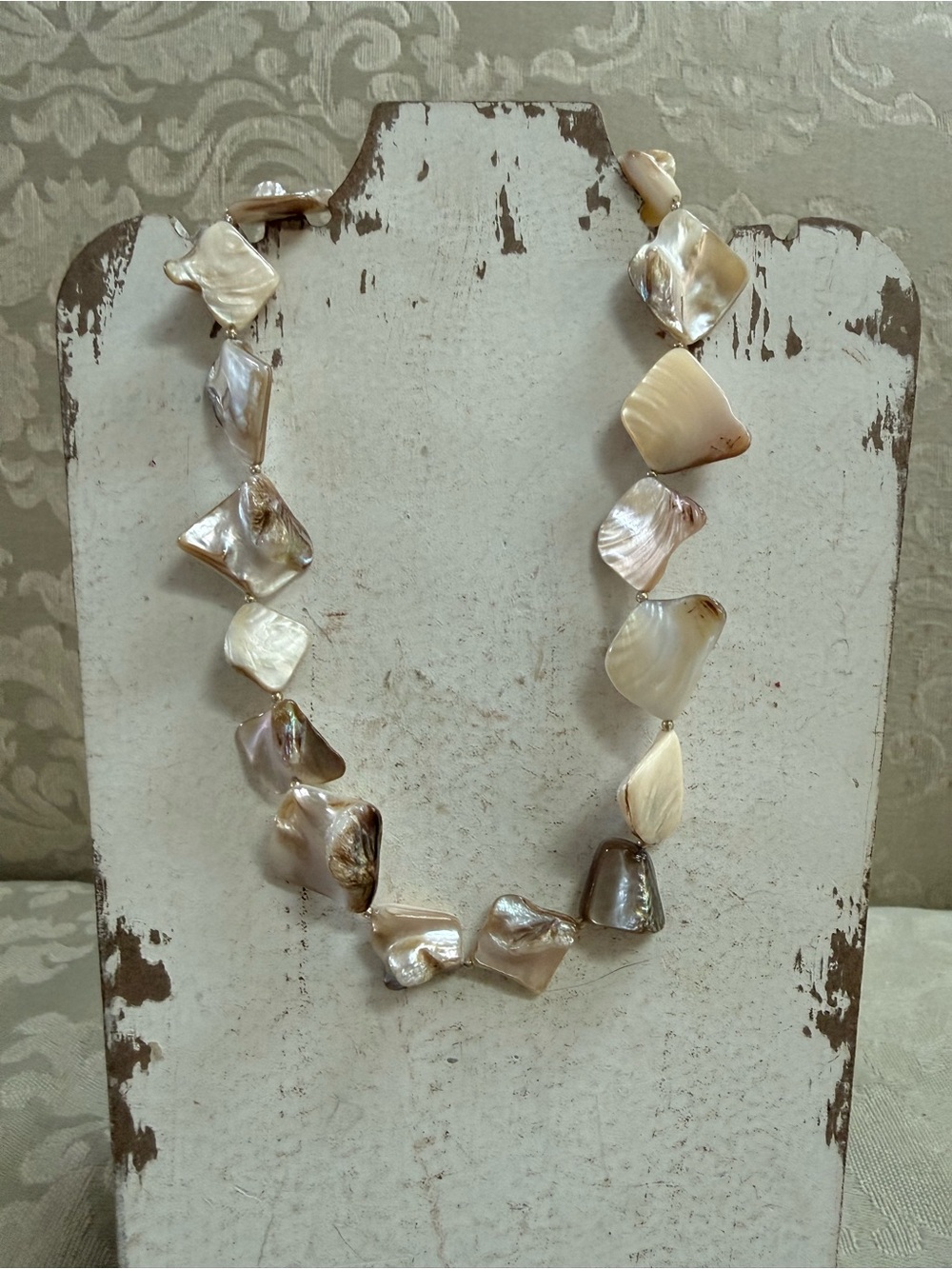 Mother of Pearl Shell Starfish Necklace - Picture 5 of 10